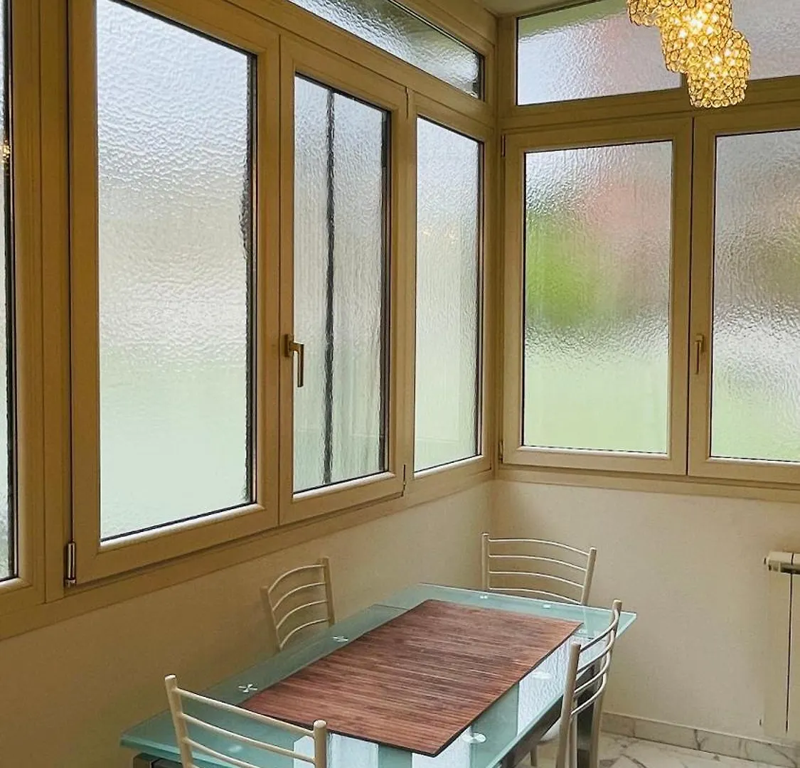 Διαμέρισμα Charming Flat, Central And Close To Metro Μιλάνο