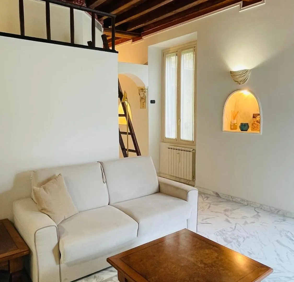Appartement Charming Flat, Central And Close To Metro Milan